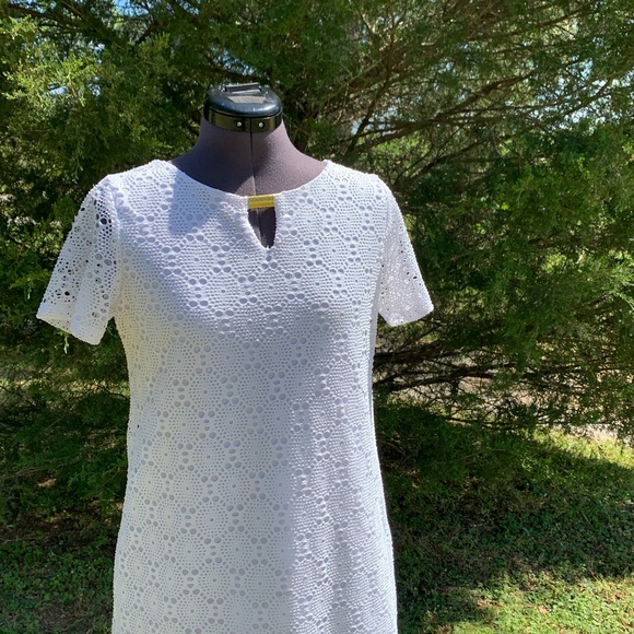 🔴 Bright White Crochet spring /summer dress. - Picture 3 of 8